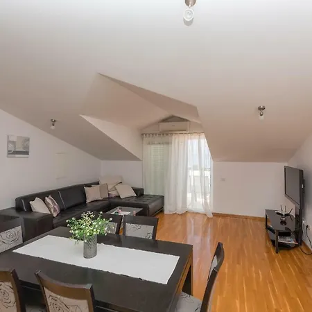 Naja Aparthotel Makarska