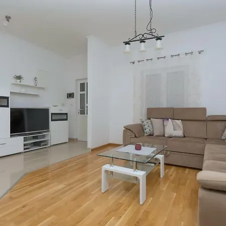 Aparthotel Naja